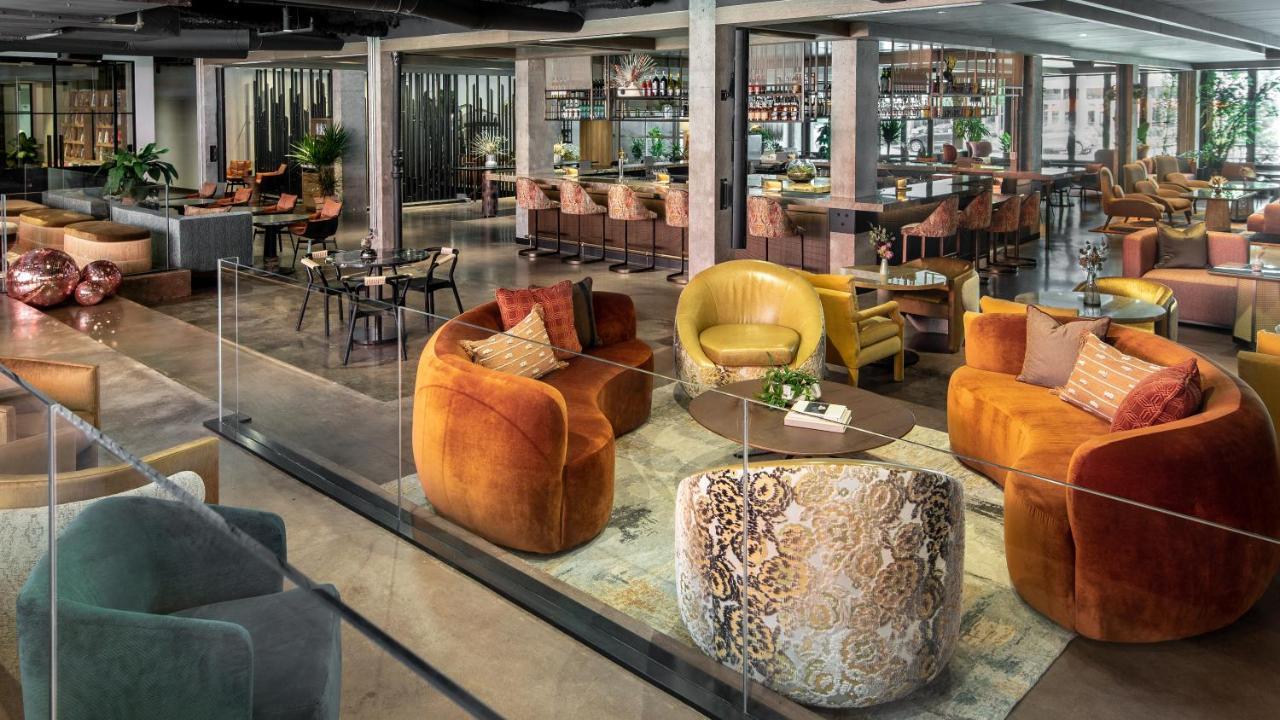 Vignette Collection Yours Truly Dc By Ihg Washington Exteriér fotografie The lounge at the airport