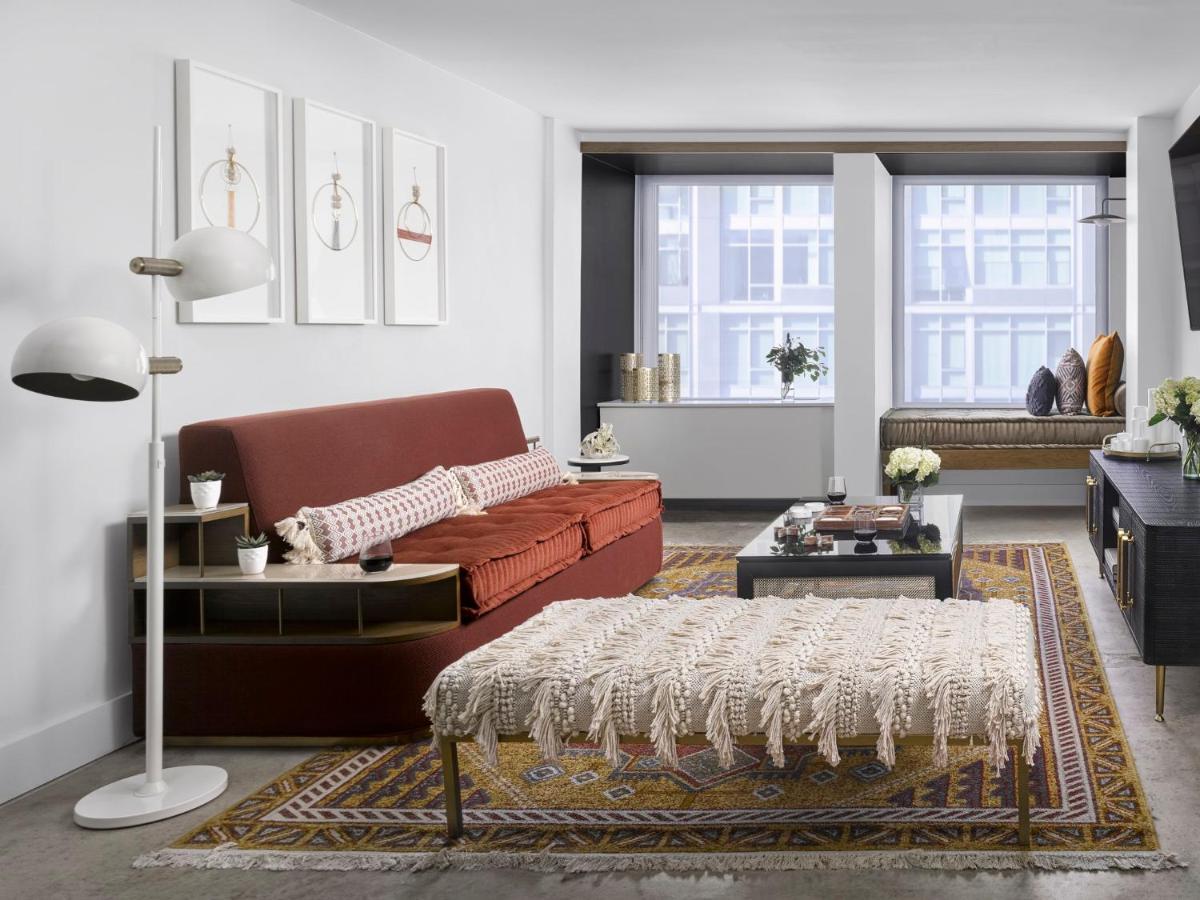 Vignette Collection Yours Truly Dc By Ihg Washington Exteriér fotografie A living room with a rug