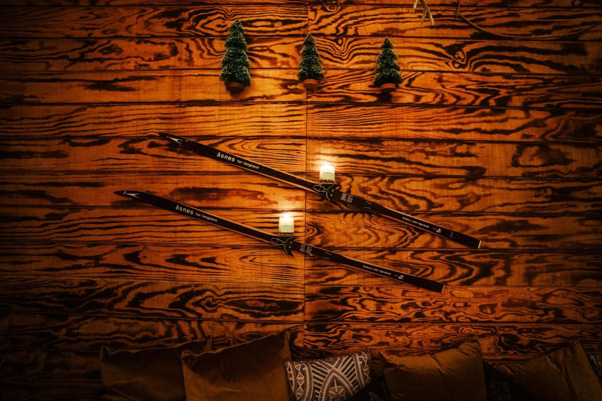 Vignette Collection Yours Truly Dc By Ihg Washington Exteriér fotografie The two wands of the Order of the Phoenix