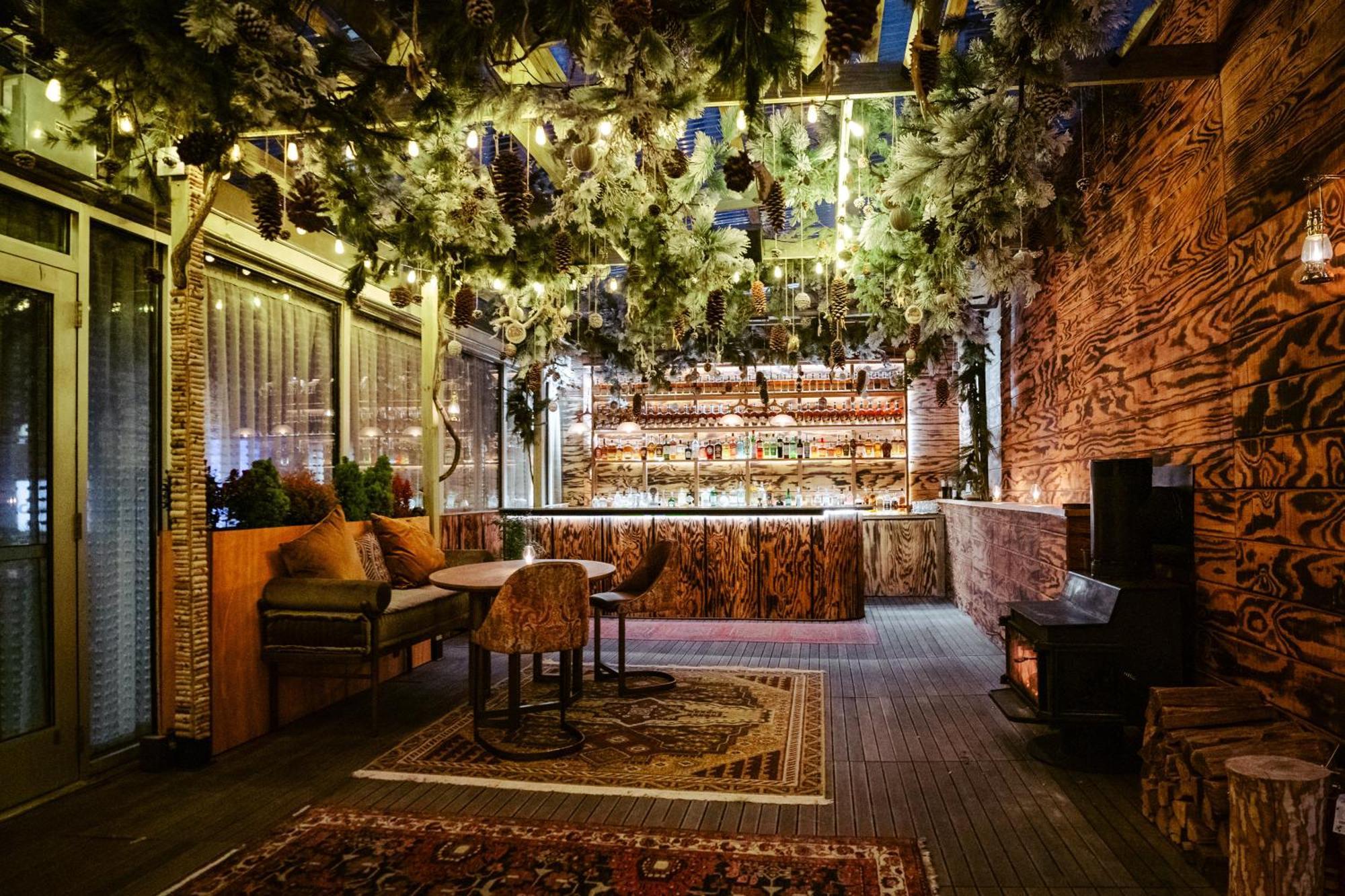 Vignette Collection Yours Truly Dc By Ihg Washington Exteriér fotografie The interior of the bar